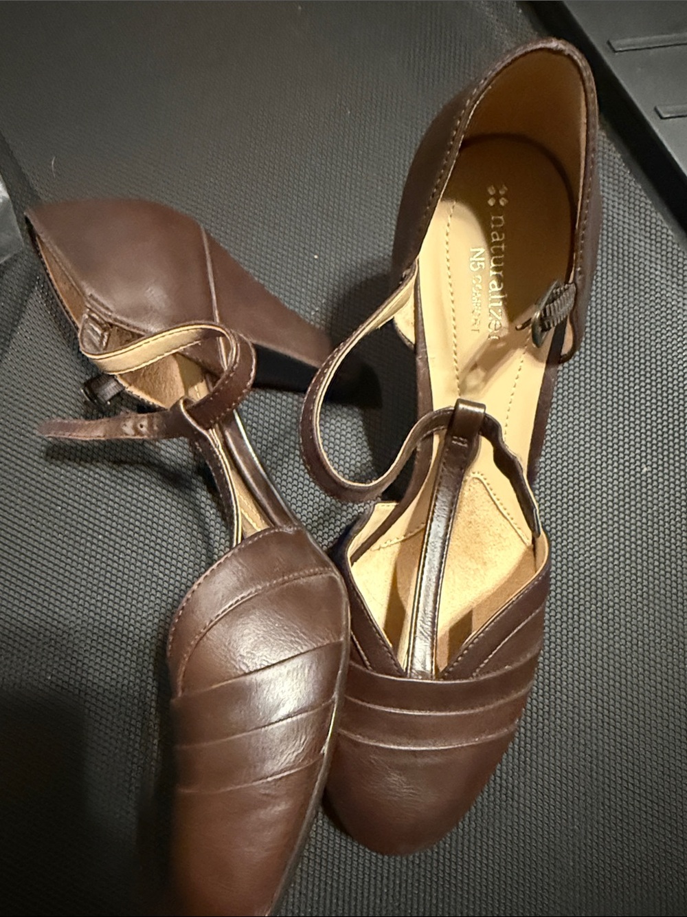 Naturalizer Brown Leather T-Strap Heels